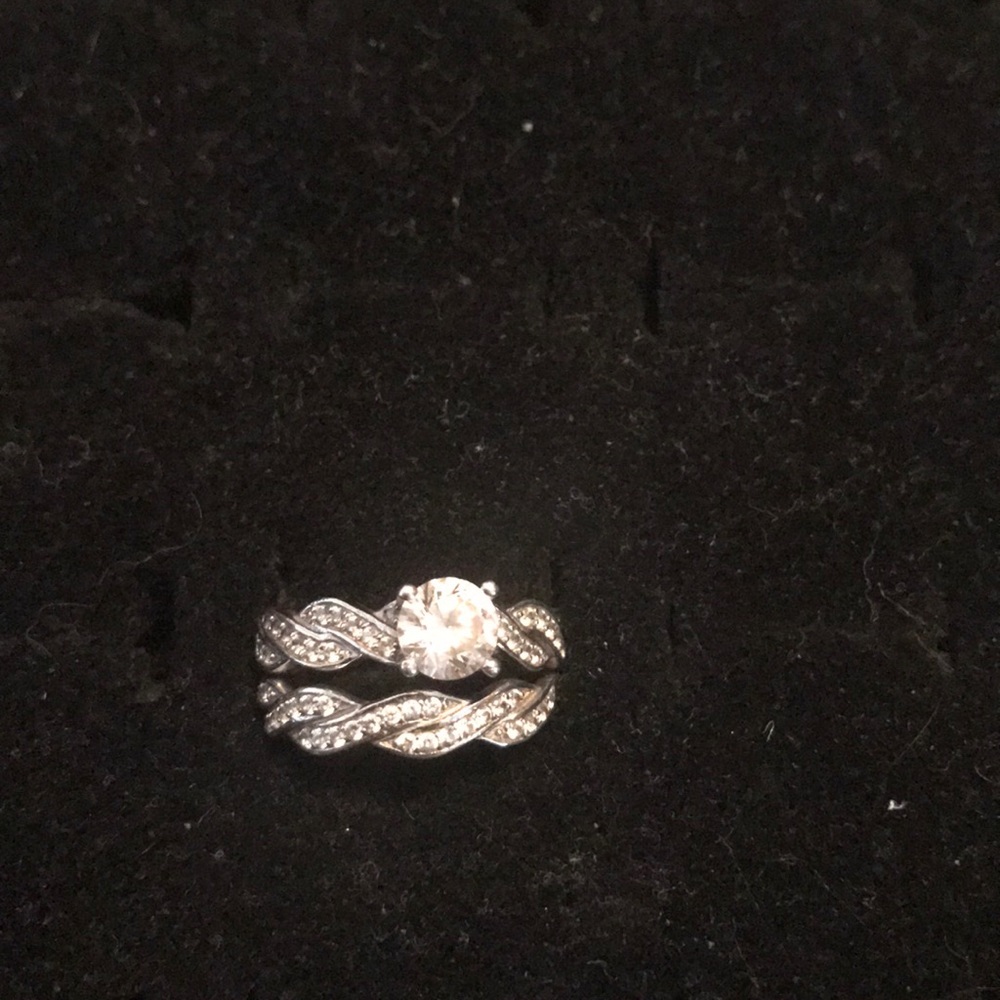 Size 9 solid sterling silver wedding set w/ cz